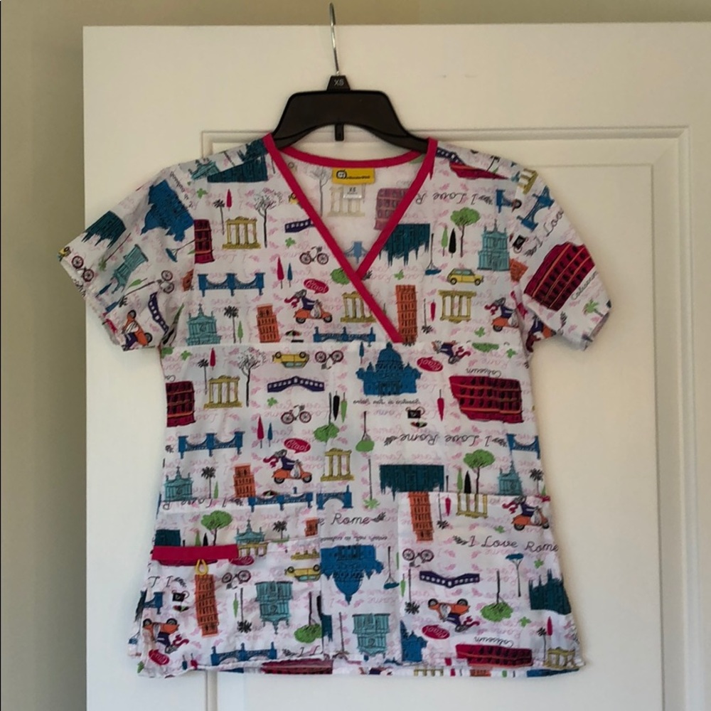 NWOT WonderWink Scrub Top XS
